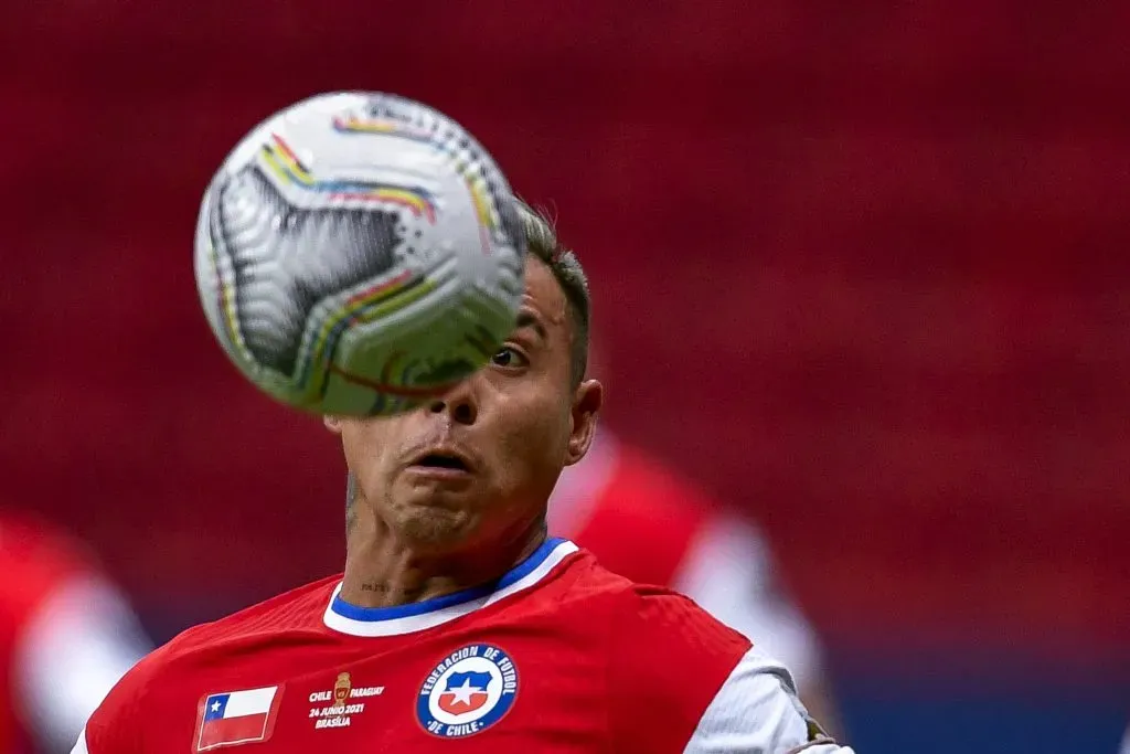 Eduardo Vargas ante Paraguay en 2021 | Photosport