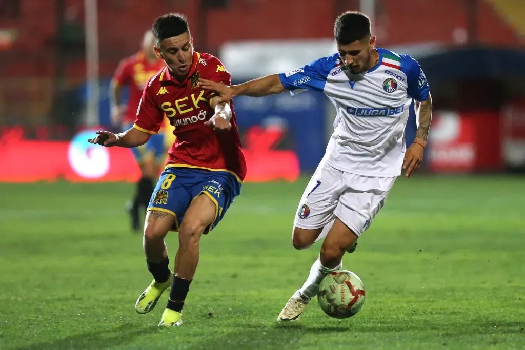 Nicolás Fernández fue titular en Audax Italiano tras su llamado a la selección de Chile. Foto: Photosport.