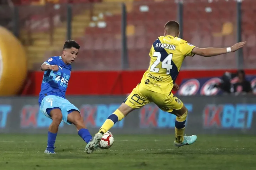 Joaquín Torres, el último refuerzo que fichó la UC en el mercado de pases de inicio de 2024. (Jonnathan Oyarzun/Photosport).