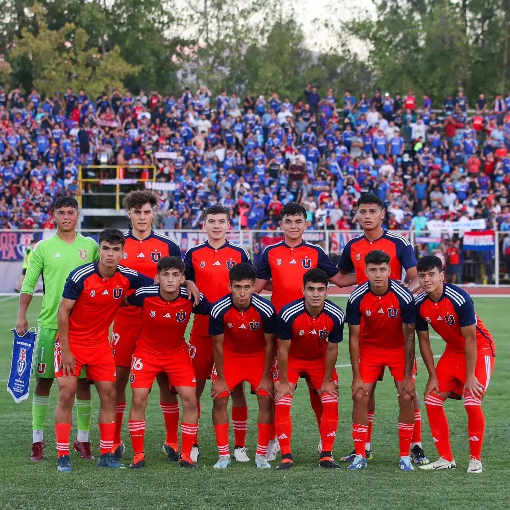 La U enfrentó a Chimbarongo con un equipo plagado de juveniles. Foto: Comunicaciones U. de Chile.