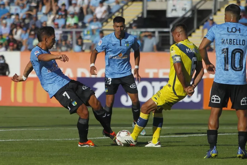 Martín Sarrafiore reconoció que la conexión con Bryan Rabello mejora a diario. (Jorge Loyola/Photosport).