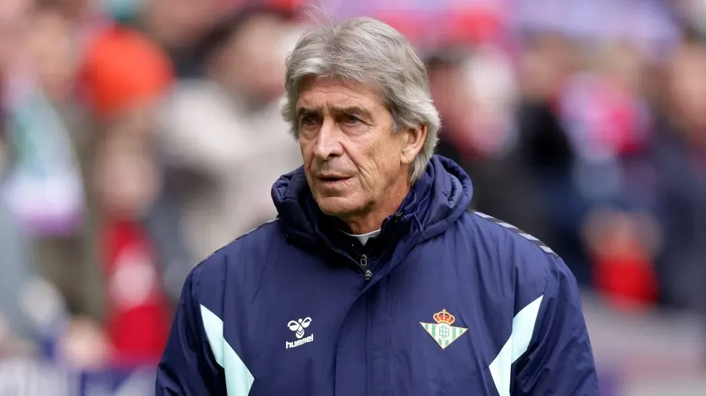 A pesar de la mala racha, en el Real Betis respaldaron a Manuel Pellegrini. Foto: IMAGO.