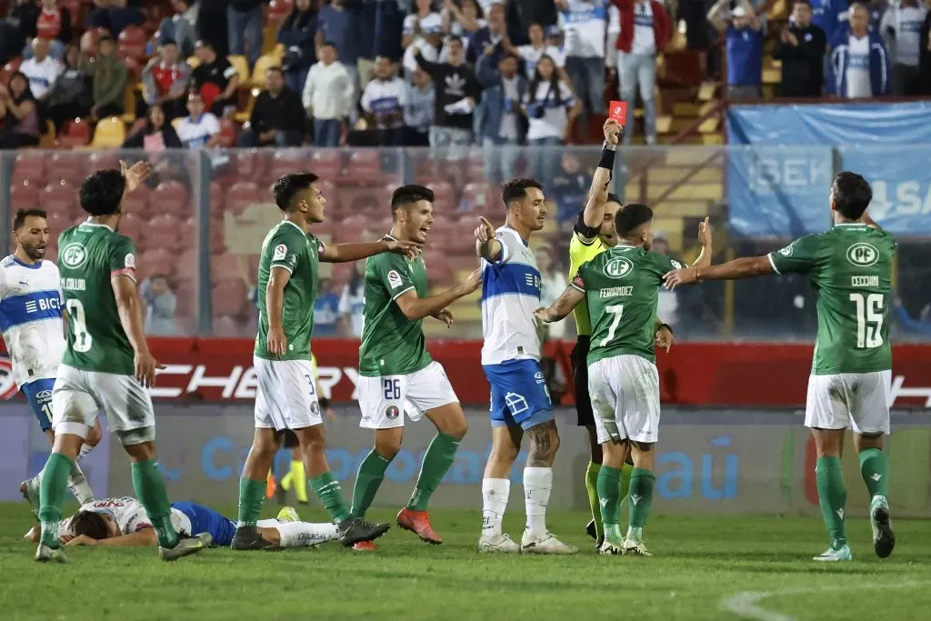 Piero Maza y el polémico partido de la UC con Audax. Pepe Alvujar/Photosport