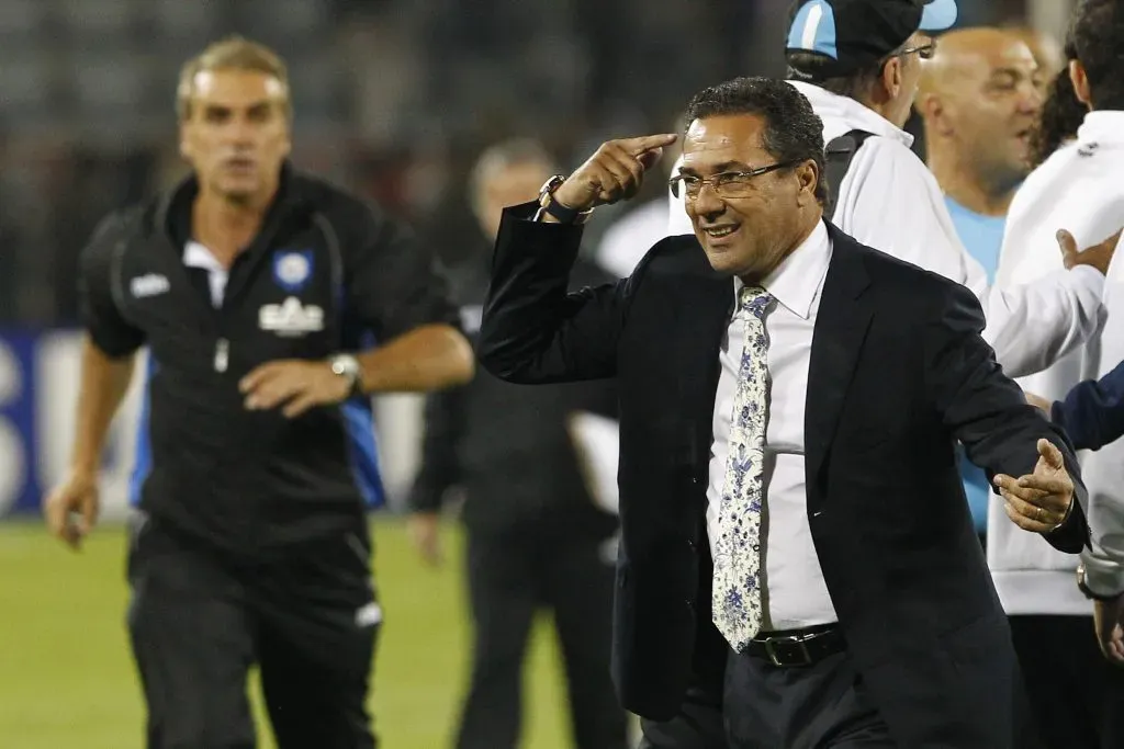 Pellicer y Luxemburgo. (Marcelo Hernandez/Photosport).