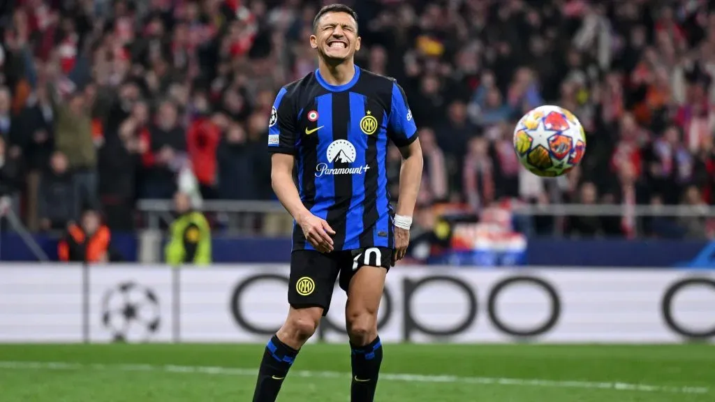 Alexis Sánchez ha sido muy criticado tras fallar su penal en la Champions League. Foto: Getty Images.
