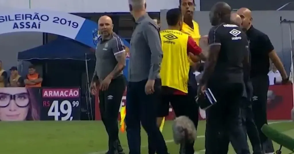 Fueron dos los momentos en que casi se van a los golpes, en 2019.