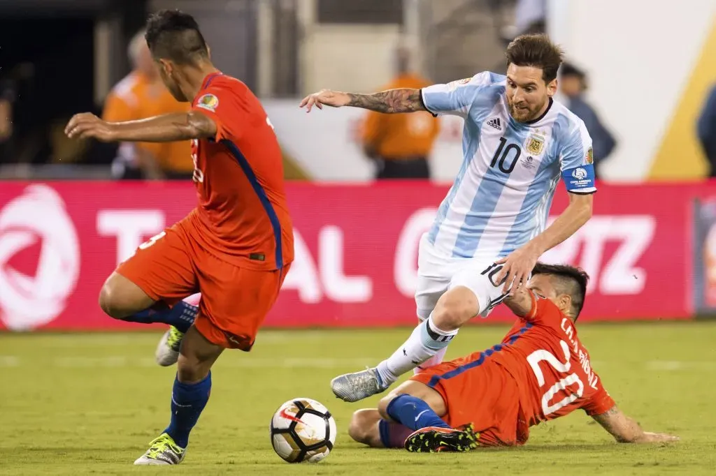 Jarita recuera las instrucciones para bajar a Messi en las Copa América. Foto: Mexsport/Photosport