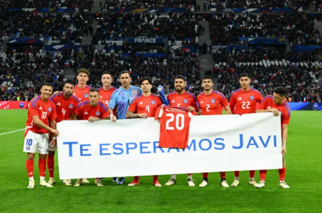 En la selección chilena también enviaron un mensaje de pronta recuperación para Altamirano