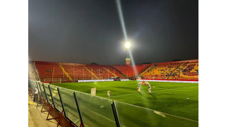 Así luce Santa Laura a poco más de una hora del partido. (Foto: Cristián Fajardo | RedGol.