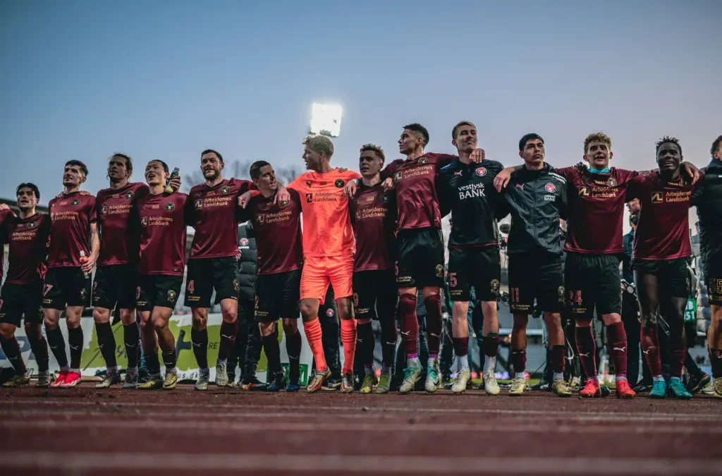 El festejo del Midtjylland de Darío Osorio, quien fue reemplazado en los 60′. (Foto: Midtjylland).