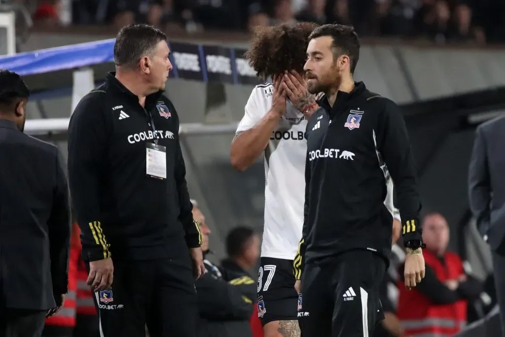Maxi Falcón se lesionó contra Cerro Porteño. Foto: Jonnathan Oyarzun/Photosport