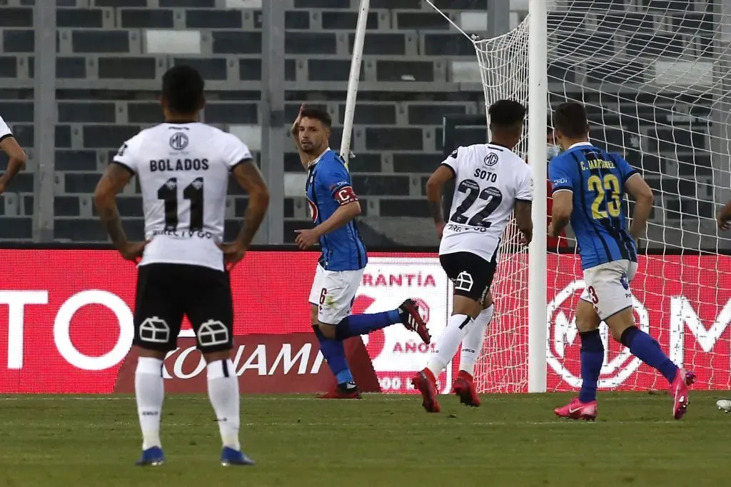 Colo Colo pasó por una racha igual de mala en el 2020, año en que terminó peleando el descenso. | Foto: Photosport.