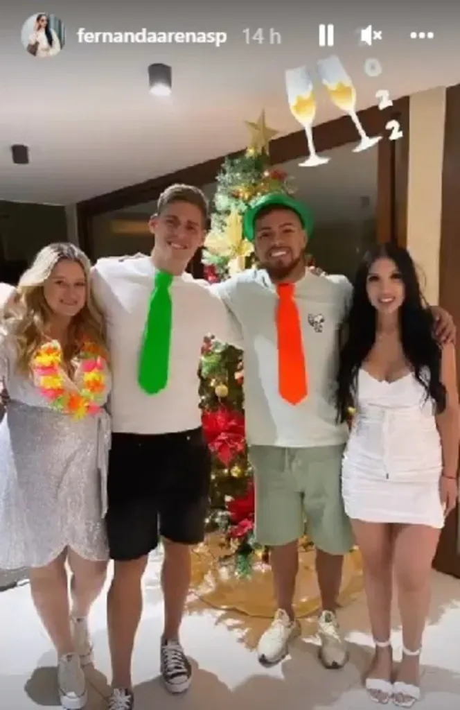Federico Girotti y Paulo Díaz junto a sus parejas en una celebración. (Captura Instagram).