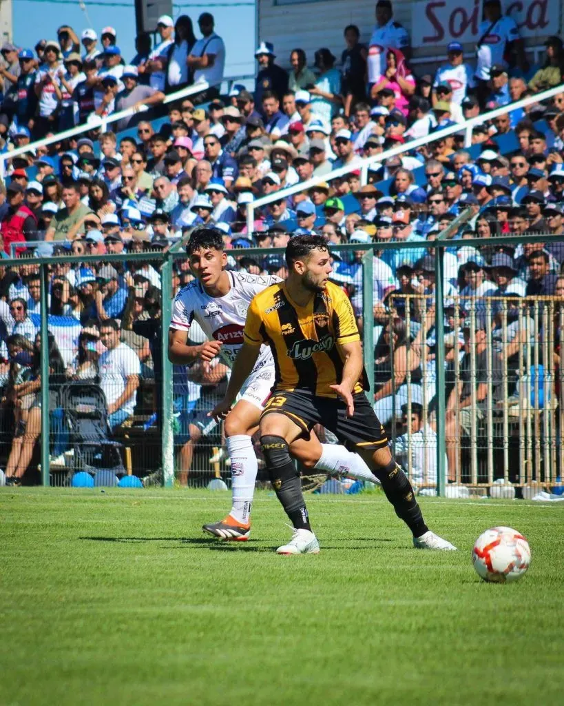 Fernández Vial cayó ante los Potros antes de perder contra su acérrimo rival. (Foto: Deportes Melipilla).