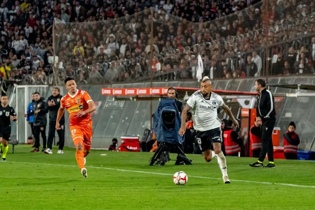 Herrera asegura que Almirón no puede jugar con un Vidal fuera de sus características. Foto: Guille Salazar / Redgol.