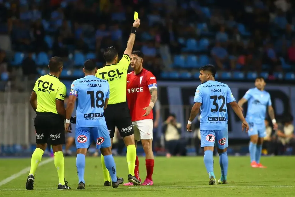 Fernando Zampedri fue amonestado ante Iquique. (Alex Diaz/Photosport).