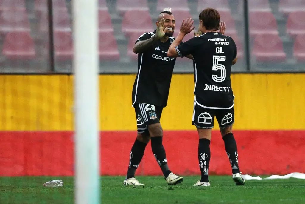 Arturo Vidal marcó en Santa Laura. Foto: Javier Salvo/Photosport
