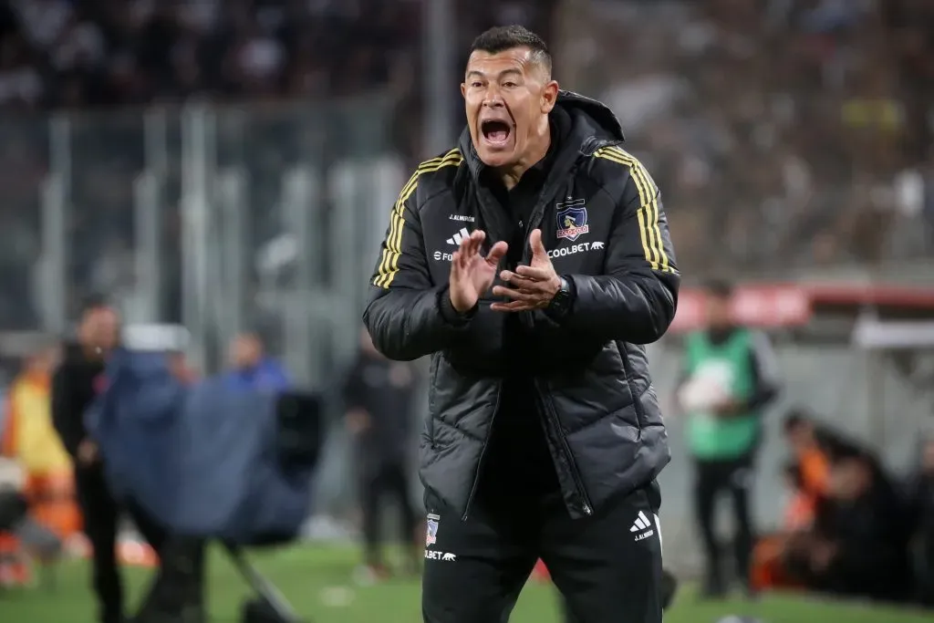 Jorge Almirón en el duelo ante Cobreloa. (Jonnathan Oyarzun/Photosport).