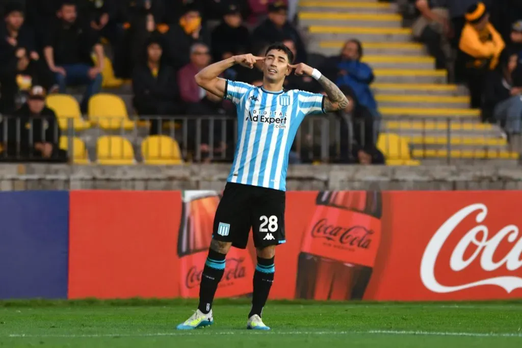 Así celebró Santiago Solari en el estadio Francisco Sánchez Rumoroso. (Alejandro Pizarro Ubilla/Photosport).