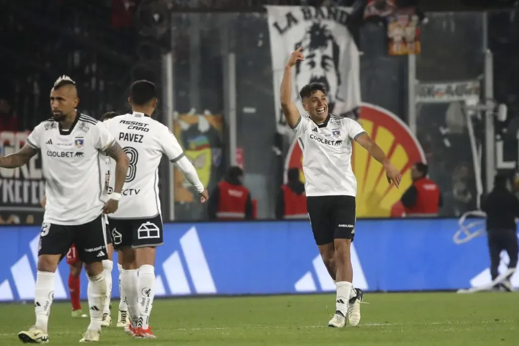 Damián Pizarro recibió la defensa del capitán de Colo Colo | Photosport