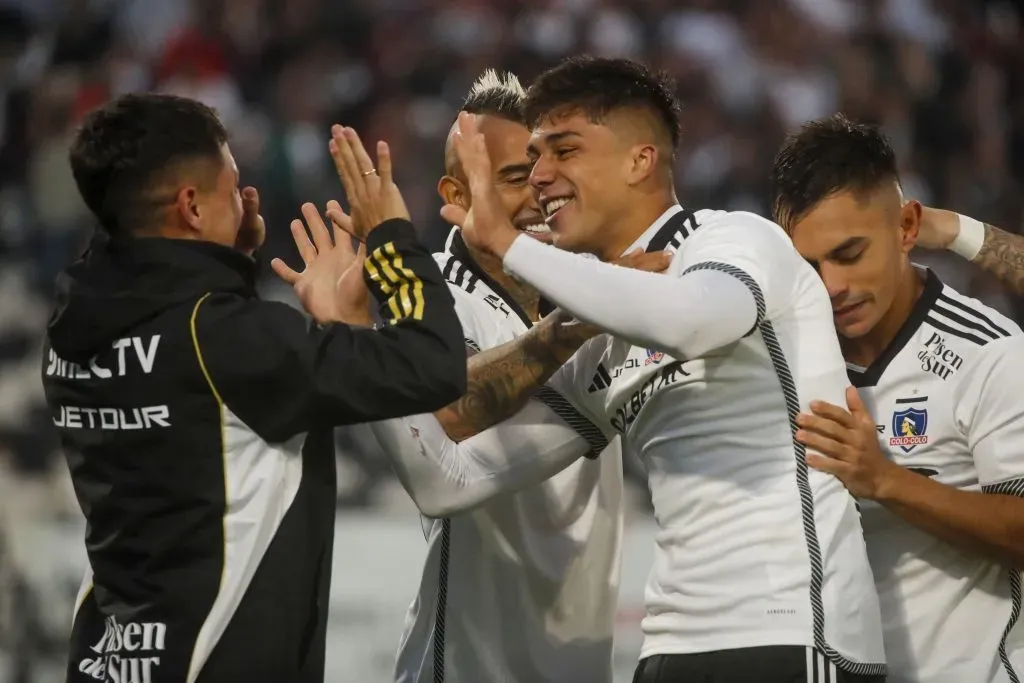 Damián Pizarro volvió con todo al gol y en Colo Colo son pura ilusión antes de su viaje a Europa. Foto: Photosport.