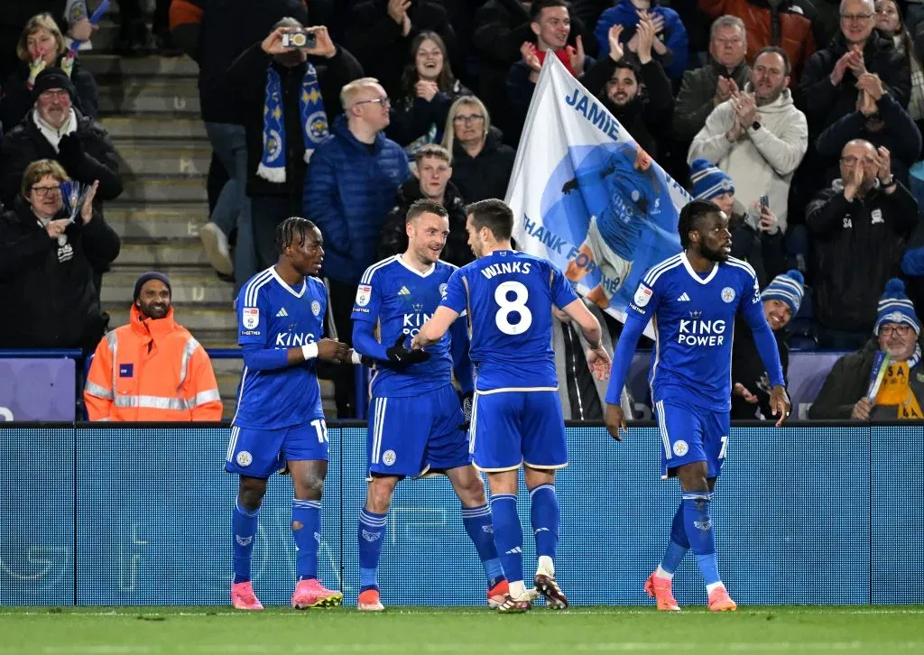 Leicester City ya logró el ascenso matemático a la Premier League tras apenas una temporada en el Championship. | Foto: Getty Images.