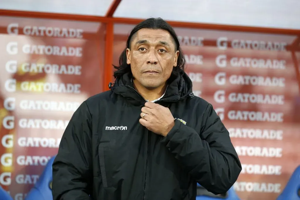 Rodrigo Meléndez en su experiencia como DT de Cobreloa. (Javier Torres/Photosport).