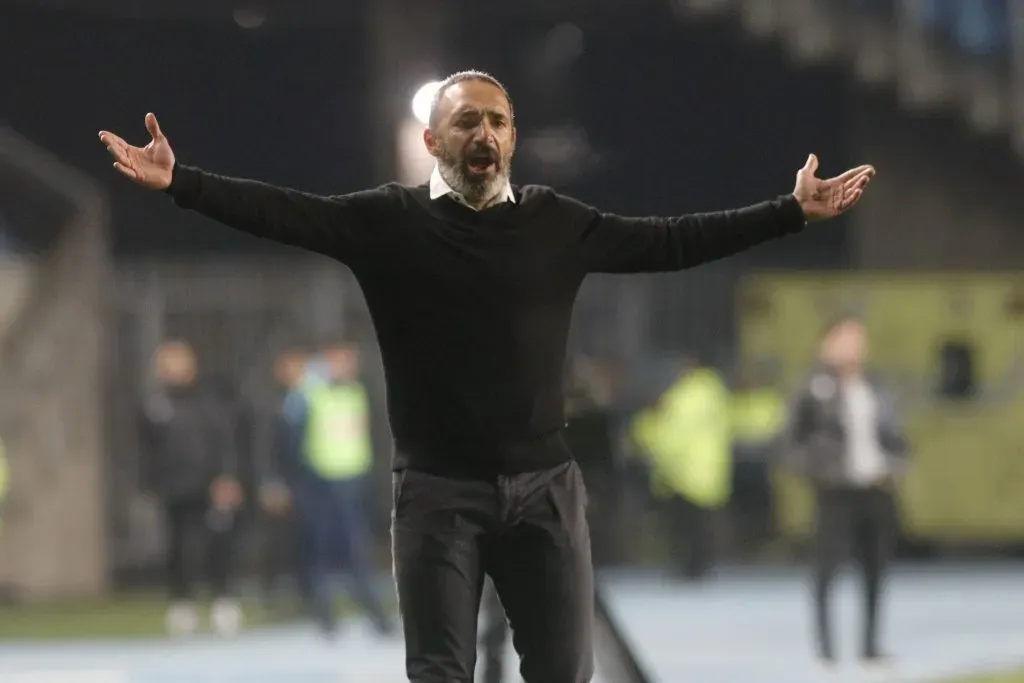 El Vasco Azconzábal quedó cerca del despido en el Capo de Provincia. (Jorge Loyola/Photosport).