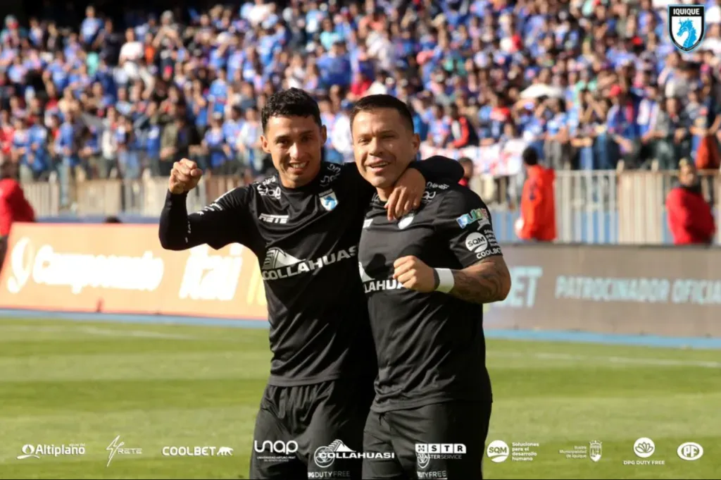 La foto de Álvaro Ramos en la celebración. (Foto: Deportes Iquique).