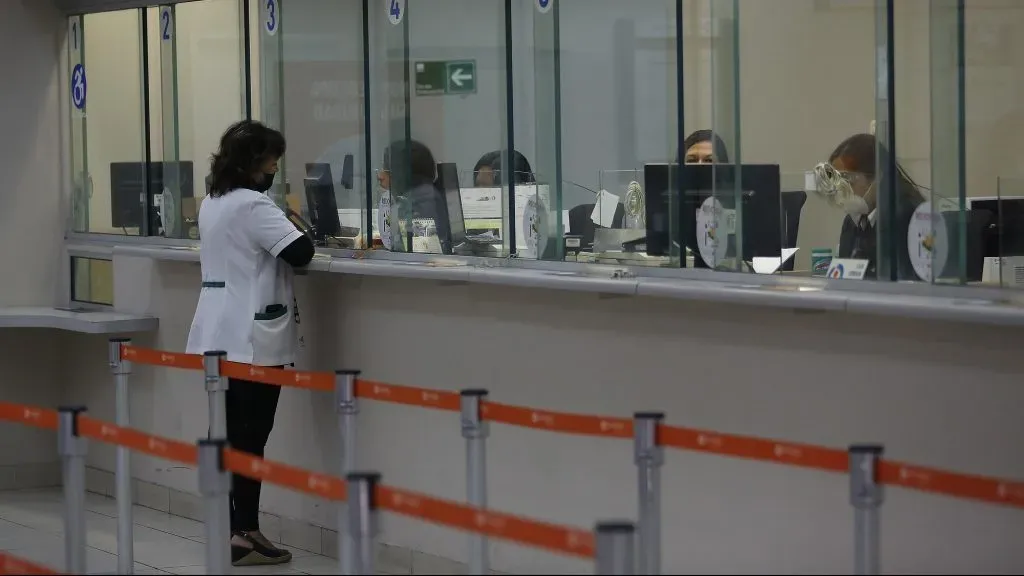 Pagos a adultos mayores en cajas de compensación.