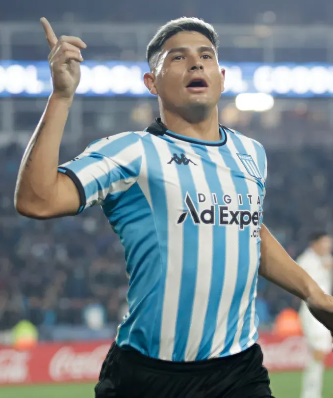 Así festejó Maxi Salas ante Sportivo Luqueño. (Foto: Racing Club).