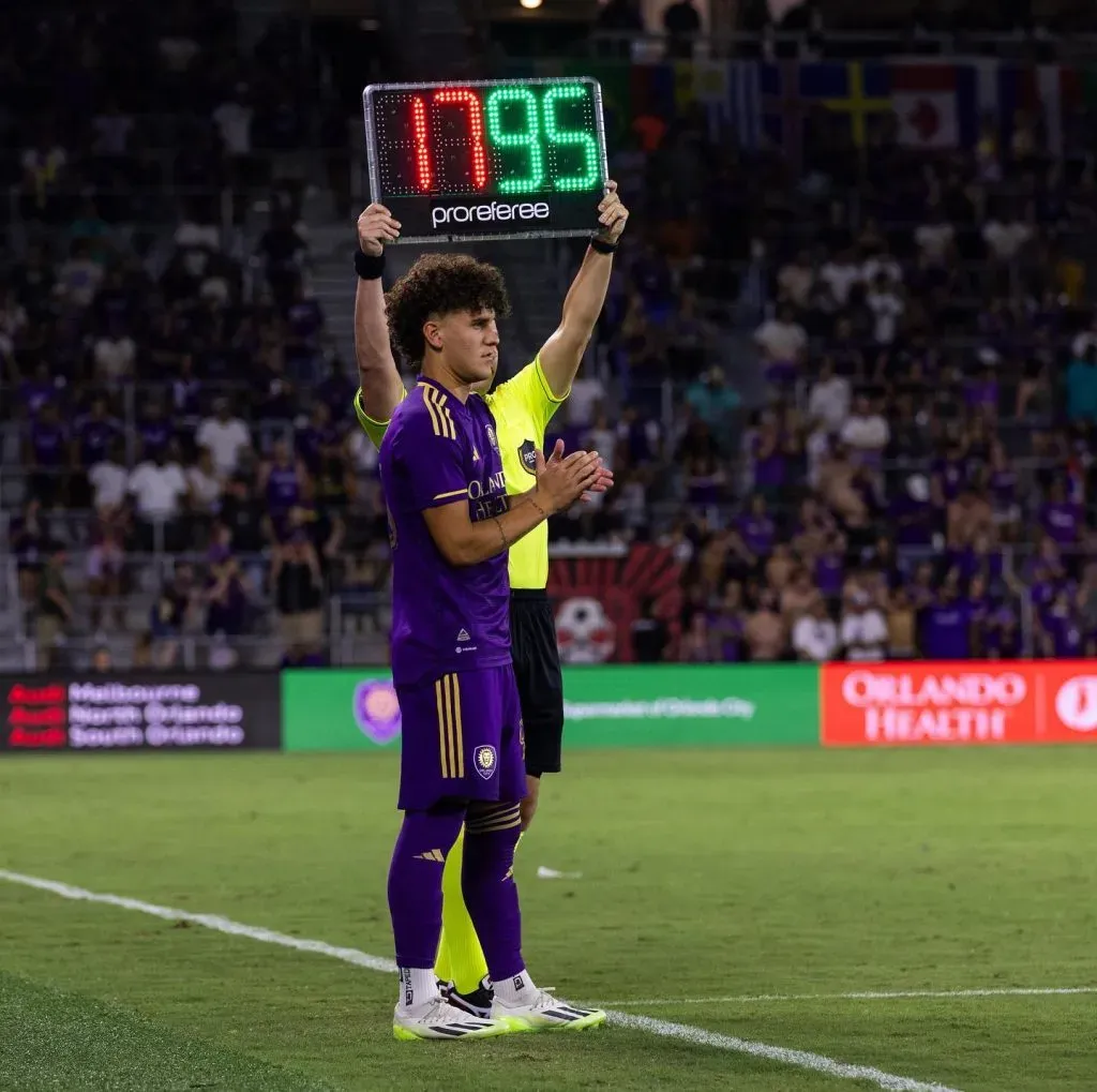 Loyola ya debutó por Orlando City en la MLS. Imagen: Instagran Favian Loyola.