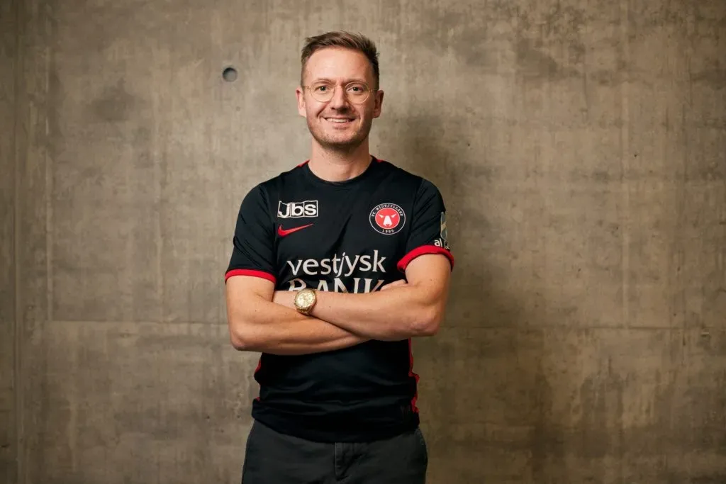 El danés Thomas Schouv Jakobsen pide a Assadi y a Morales para el Midtjylland