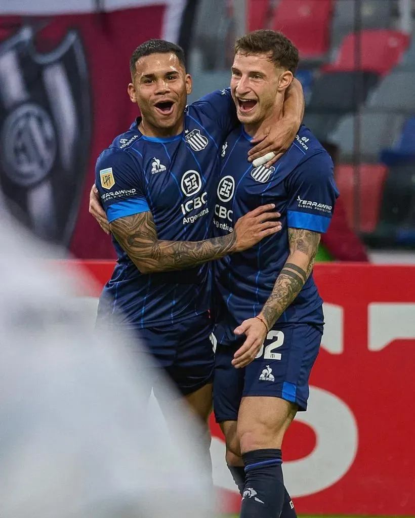 Bruno Barticciotto festeja su tercer gol en Talleres. (Foto: Talleres de Córdoba).