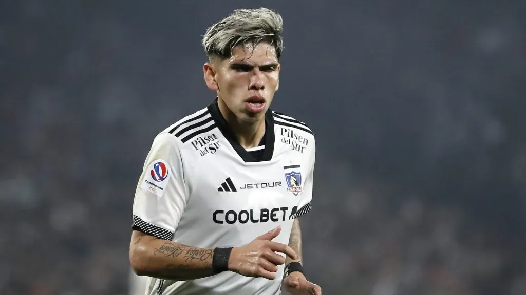 A Carlos Palacios no le gustó nada una información que daba vueltas en las redes. (Jonnathan Oyarzún | Photosport).