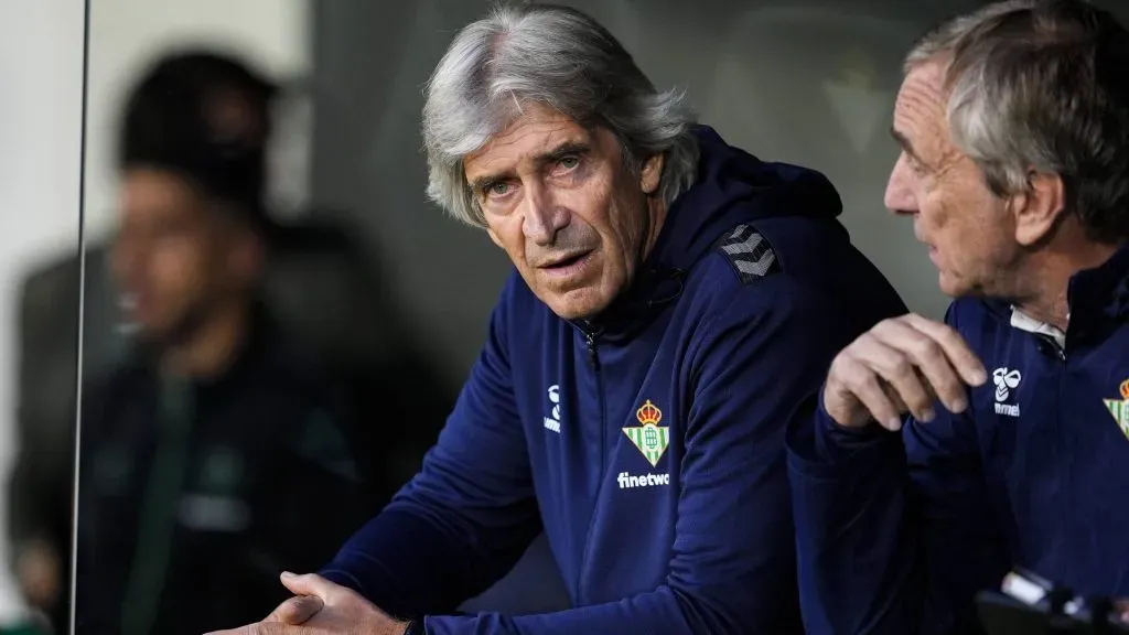 Manuel Pellegrini se gana los elogios de sus pupilos que hoy brillan en Europa. Foto: IMAGO.