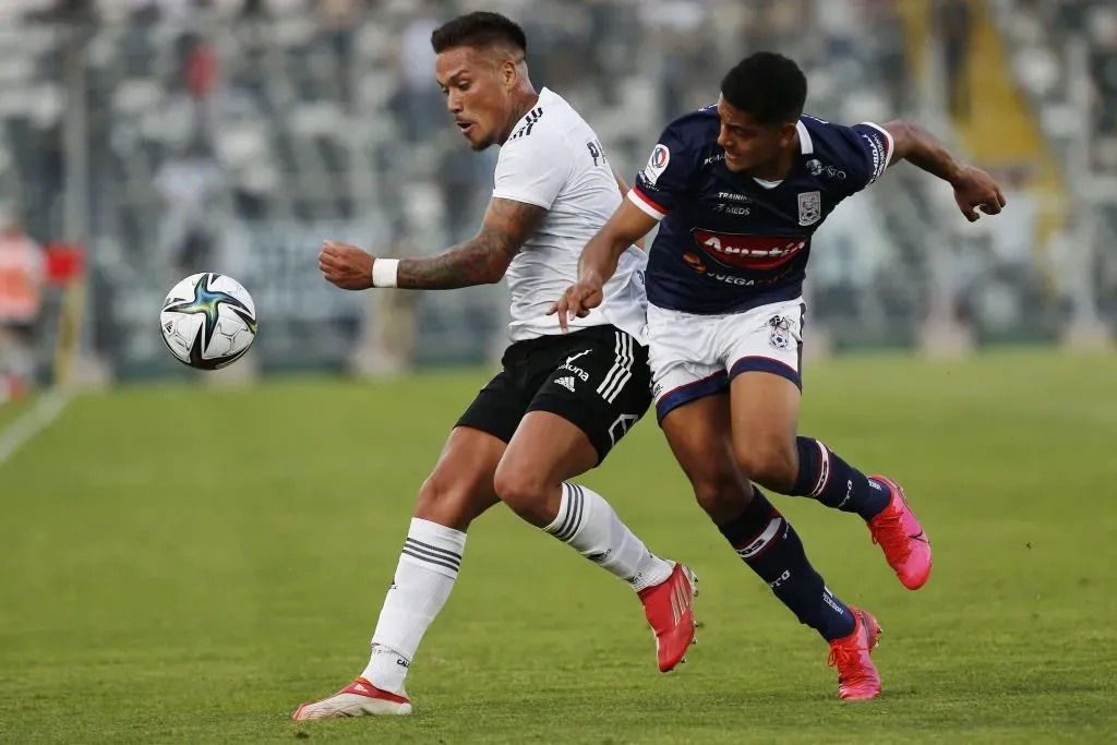 Javier Parraguez ante Deportes Melipilla. (Marcelo Hernandez/Photosport).