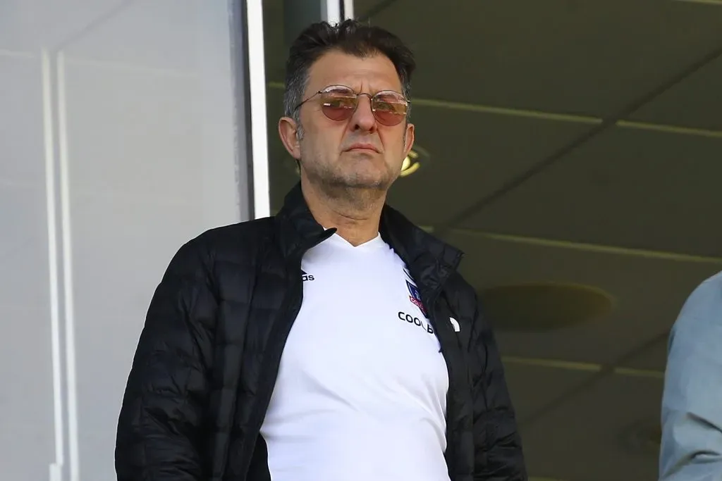 La idea de Aníbal Mosa y el directorio de Blanco y Negro con el fútbol joven de Colo Colo es reestructurar. (Sebastián Cisternas/Photosport).