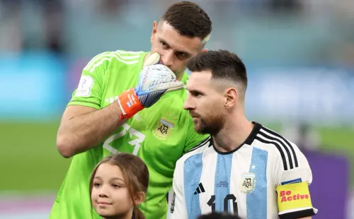 El Dibu y la Pulga en Qatar 2022. (Richard Heathcote/Getty Images).