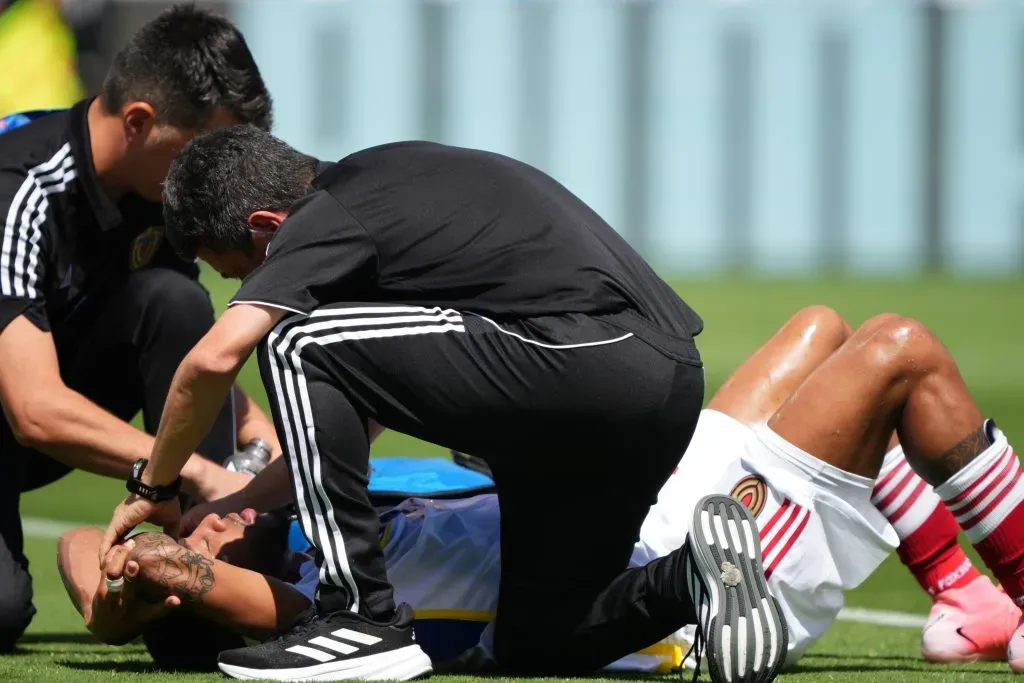 José Martínez quedó así tras el golpe de Enner Valencia. (Thearon W. Henderson/Getty Images).