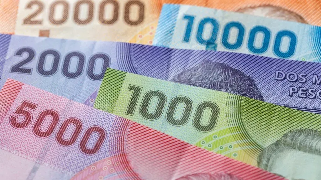 Billetes apilados