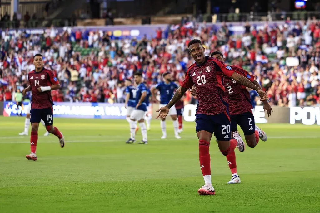 AUSTIN, TEXAS – JULY 02: Josimar Alcocer of Costa Rica celebrates after scores the team’s second goal during the CONMEBOL Copa America 2024 Group D match between Costa Rica and Paraguay at Q2 Stadium on July 02, 2024 in Austin, Texas. (Photo by Buda Mendes/Getty Images)