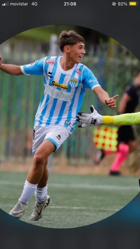 Máximo Espínola (Magallanes) cautivó a Alexis Sánchez.