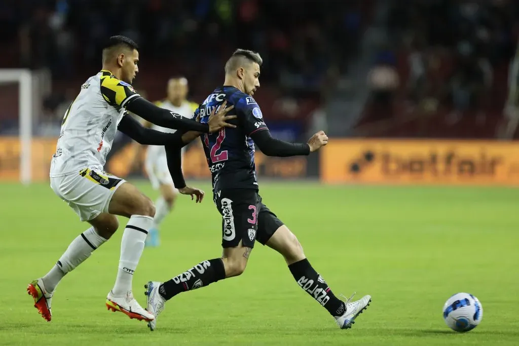 Jonathan Bauman jugando por Independiente del Valle. (Photo by Franklin Jacome/Getty Images)