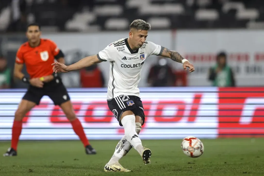 Guillermo Paiva se llevó las críticas de los históricos de Colo Colo. Foto: Photosport.