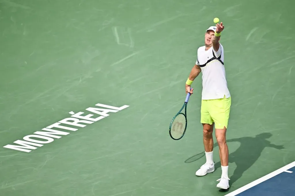 Nicolás Jarry jugando en Montreal (Photo by Minas Panagiotakis/Getty Images)