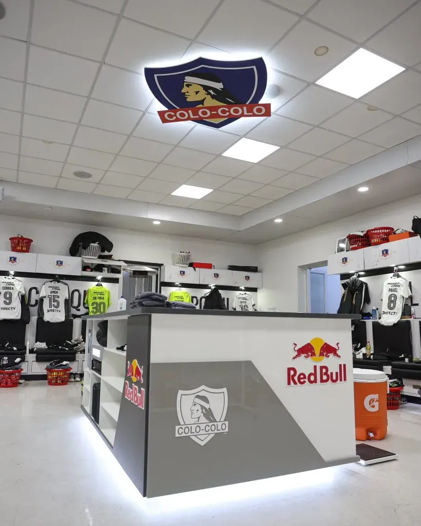 La nueva camiseta de arqueros de Colo Colo.