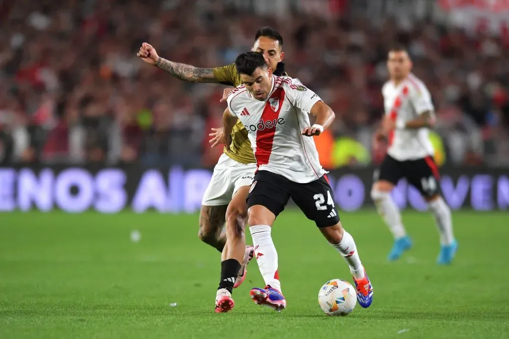 Javier Correa fue titular pero nuevamente se quedó con las ganas de marcar en Colo Colo. Foto: Getty Images.