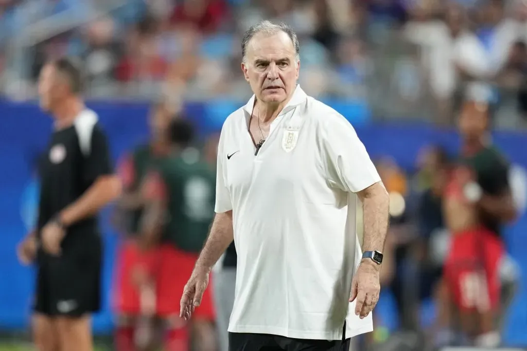 La prensa uruguaya acusó a Marcelo Bielsa de maltratar a un jugador… Y el Loco se indignó | Getty Images