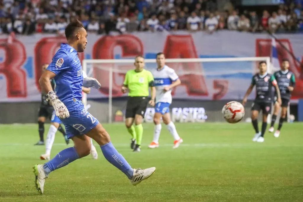 Zanahoria Pérez en la UC. (Jonnathan Oyarzun/Photosport).